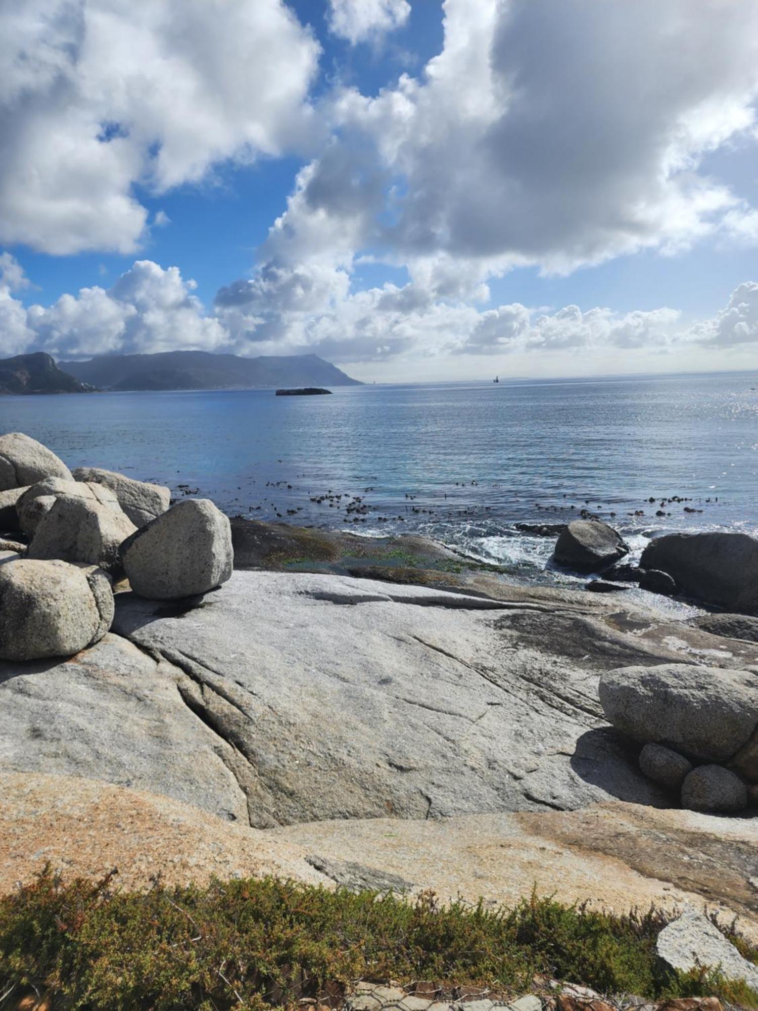 Boulders Blue Bed And Breakfast Simonʼs Town Exteriör bild