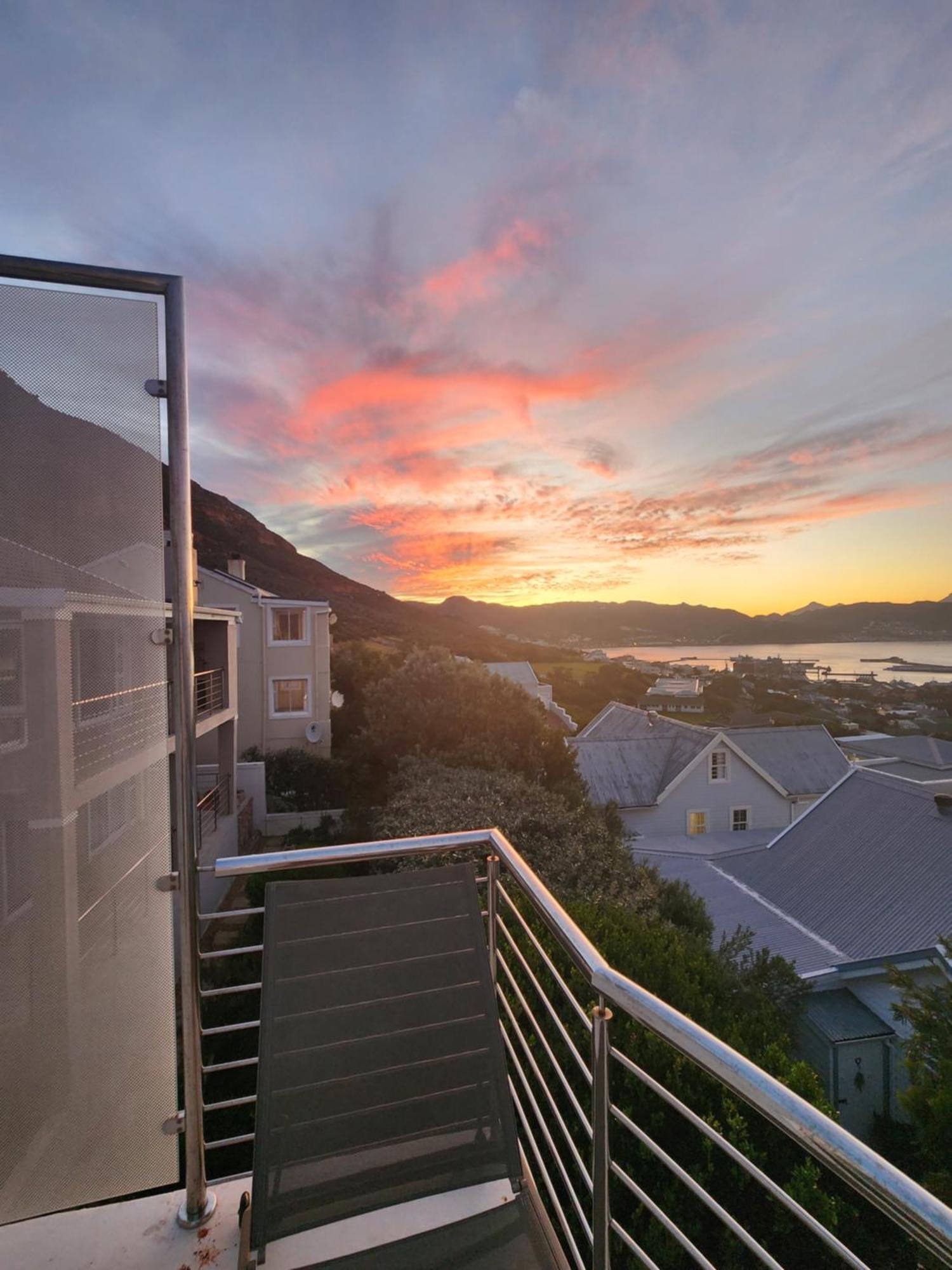 Boulders Blue Bed And Breakfast Simonʼs Town Exteriör bild
